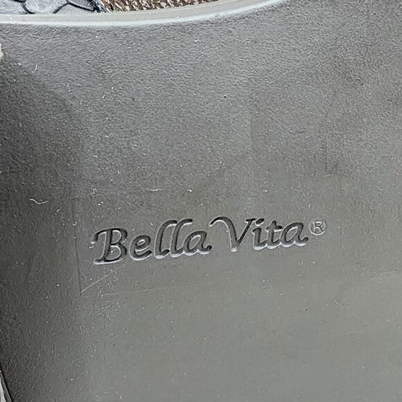 Bella Vita Women's Henley II Bootie Ankle Boot - 7.5M - Picture 7 of 8